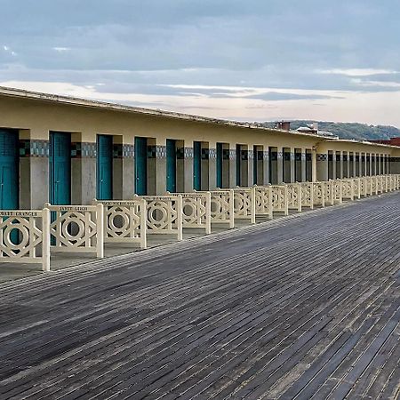 Studio En Rez De Jardin Deauville Centre Et Plage Buitenkant foto