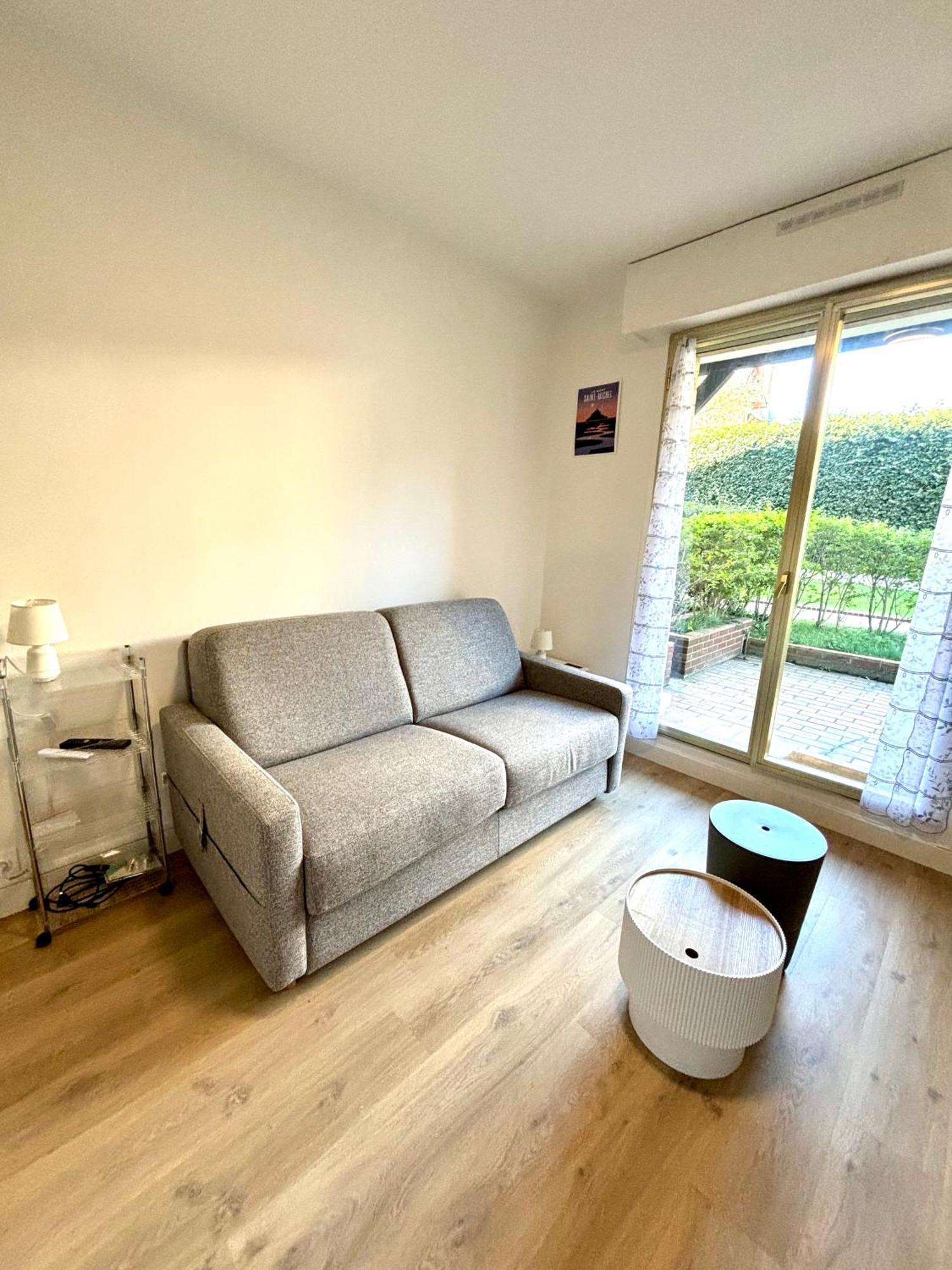 Studio En Rez De Jardin Deauville Centre Et Plage Buitenkant foto